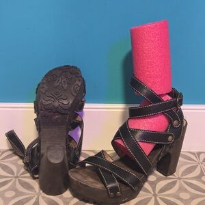 Black Strappy Women's Heels